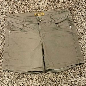 Women’s Democracy Ab Solution denim shorts